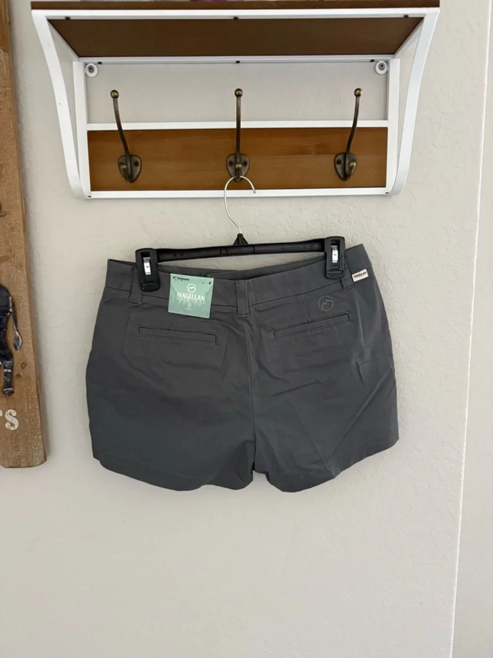 Magellan Outdoors Gray Casual Shorts NWT - Picture 2 of 3